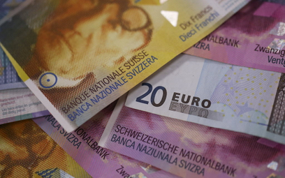 Skokowy wzrost rezerw na franki, ale to dopiero początek kosztów