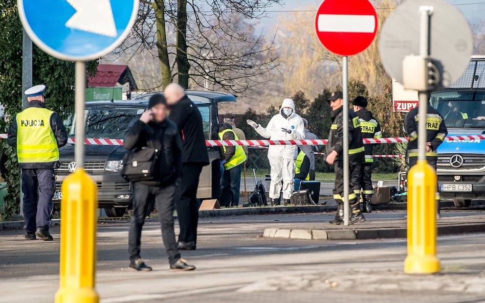 Premier przyznaje renty rodzinie zabitego policjanta