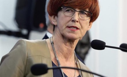 Program wsparcia dla kobiet w ciąży i ich rodzin powstaje głównie w resorcie kierowanym przez minist