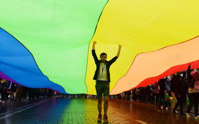 Warszawska polityka miejska na rzecz społeczności LGBT+ to obietnica, że miasto dołoży starań, by wa