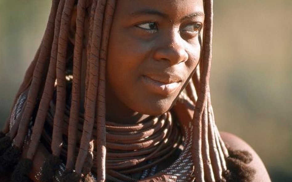 Legendarna posągowa figura kobiet Himba