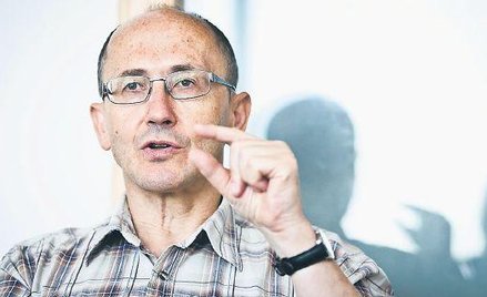 Stefan Kawalec broni OFE