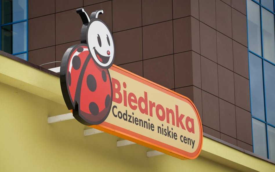 Handel detaliczny: Biedronka przebiła 8 mld euro