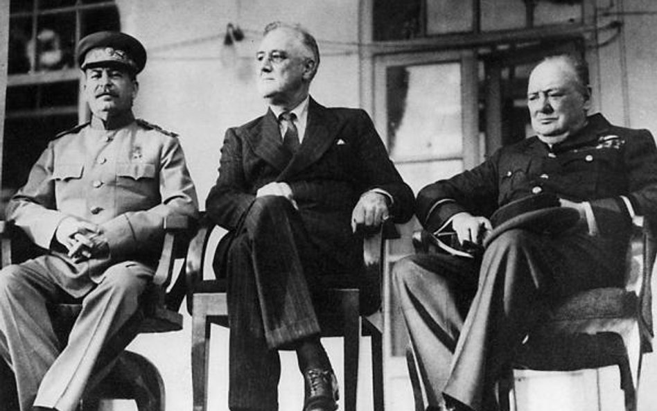 Stalin, Roosevelt, Churchill w Teheranie: jak pokroić europejski tort?