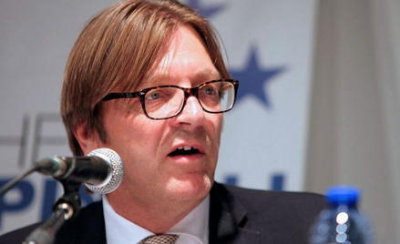 Verhofstadt krytykuje Tuska. "Obudź się"