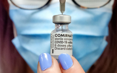 Koronawirus. Izrael pożyczy 700 tys. szczepionek Korei Południowej