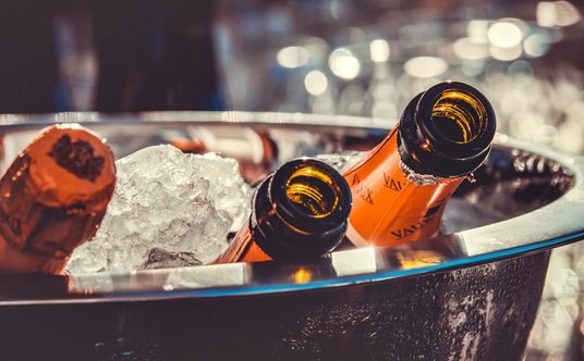 "Butelki wino musujące choler"