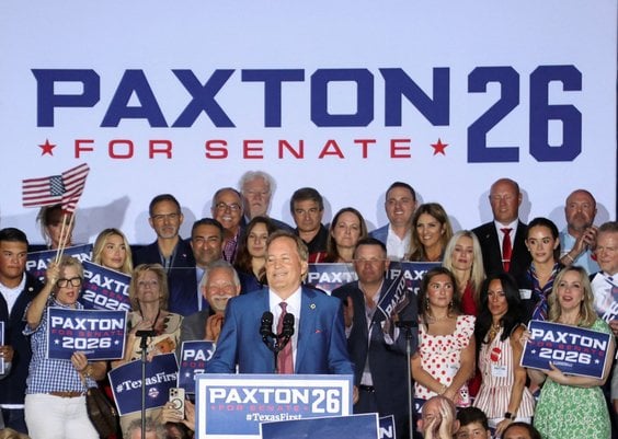 Popierany przez Donalda Trumpa Ken Paxton zwyciężył w prawyborach republikanów w Teksasie