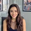 Tilly Norwood narodziła się w domu produkcyjnym AIParticle6 i jego studiu talentów Xicoia. Została w