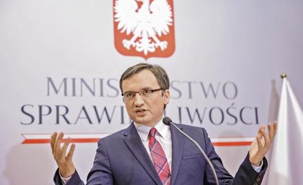Koncepcja konfiskaty rozszerzonej autorstwa Zbigniewa Ziobry spotkała się z falą krytyki przedsiębio