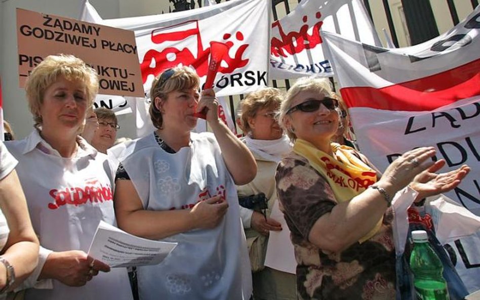 Uparty związek zawodowy jest w stanie zablokować reformę siatki płacowej