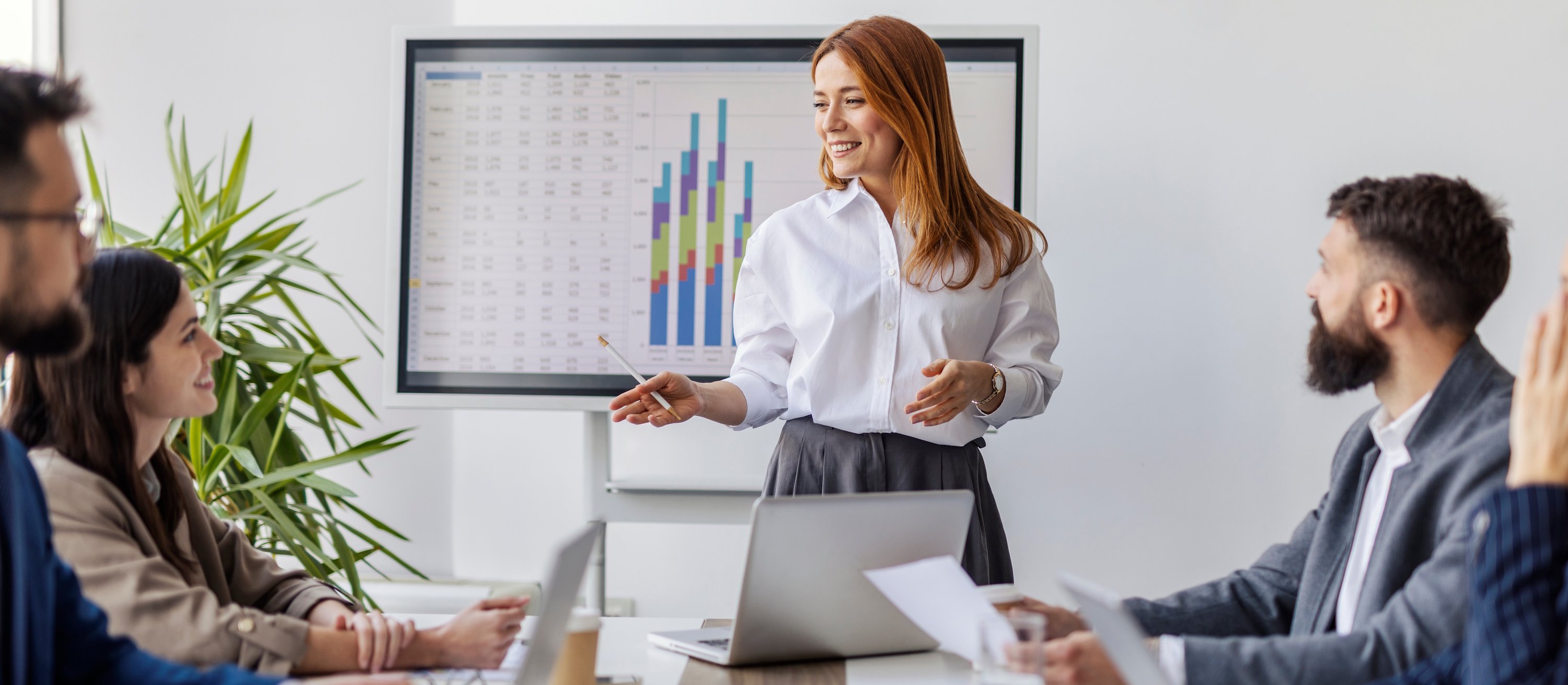 Transformacja technologiczna przebiega inaczej tam, gdzie liderkami są kobiety. interesujące dane