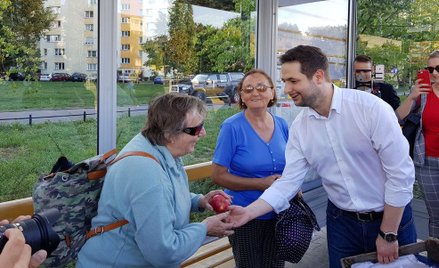 Sondaż w Warszawie: Jaki wygrywa w obu turach