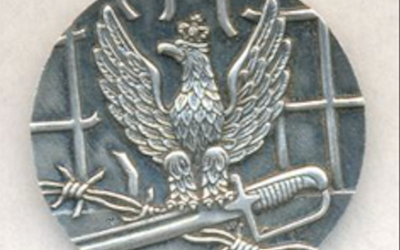 11 grudnia - Czterech Polaków, obywateli Białorusi, zostało odznaczonych medalami Pro Memoria przez 