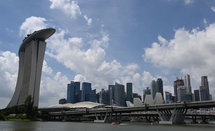 Koronawirus. Singapur rozpoczął szczepienia na COVID