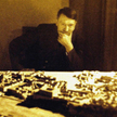 Adolf Hitler przed makietą Linzu, miasta, które zamierzał przekształcić w jedno z centrów sztuki III