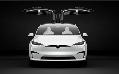 Tesla po raz kolejny obniża ceny aut