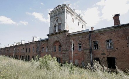 Modlin idzie pod młotek