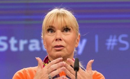 Elżbieta Bieńkowska oczekuje, że mimo afery dieselgate unijny przemysł motoryzacyjny pozostanie potę