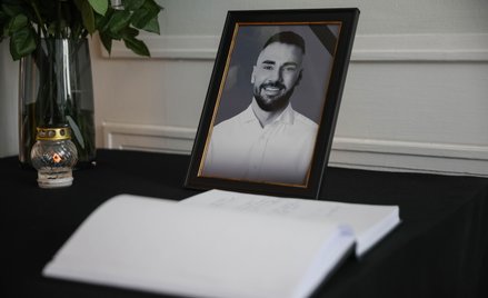 Księga kondolencyjna posła Lewicy Łukasza Litewki w Sejmie