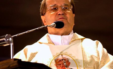 O. Tadeusz Rydzyk: Katolicy utrzymują rząd, który ich prześladuje