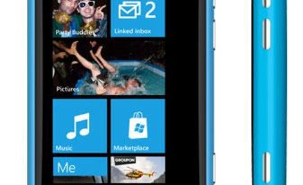 Nokia Lumia 800 z systemem Windows Phone 7,5