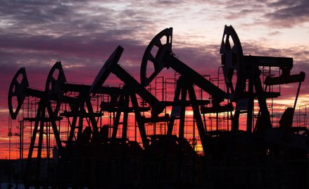 Pole naftowe w Rosji. To państwo zostało wskazane jako jeden z głównych ośrodków dezinformacji klima