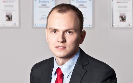 Robert ?Stępień, prawnik w kancelarii Raczkowski Paruch