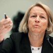 Przewodnicząca SEC Mary Schapiro obawia się, że ustawa JOBS ułatwi wyłudzanie kapitału od drobnych i