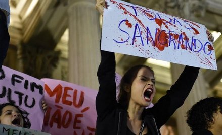 Gwałt w sieci. "Okradli mnie z fizyczności"