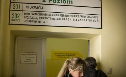 Do ubezpieczenia wliczamy okres pracy w kraju i za granicą