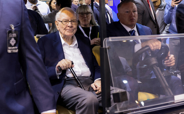 Warren Buffett podczas corocznego walnego zgromadzenia akcjonariuszy Berkshire Hathaway Inc. w Omaha