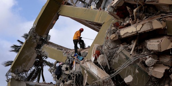 Deported Venezuelans survive major earthquakes in home country