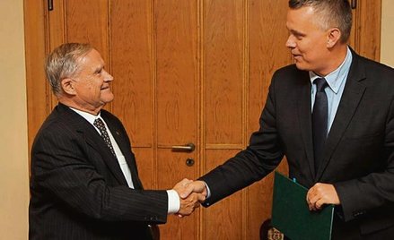 Porozumienie o współpracy z Klubem Generałów resort obrony podpisał we wrześniu. Na zdj. gen. Roman 