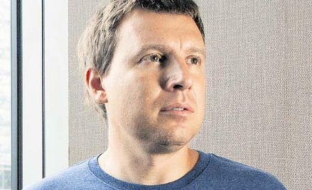 Adam Ki­ciń­ski, szef Opti­mu­sa (u góy), za­pew­nia, że firma nie pla­nu­je kolejnych emisji akcji.