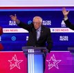 Telewizyjna debata kandydatów. Od lewej: senator Elizabeth Warren, senator Bernie Sanders i były wic