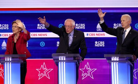 Telewizyjna debata kandydatów. Od lewej: senator Elizabeth Warren, senator Bernie Sanders i były wic