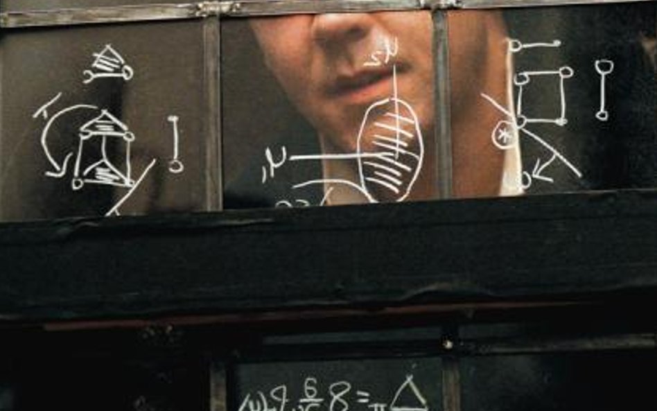 Chaos cyfr i całek: Jon Nash (Russell Crowe) w „Pięknym umyśle”