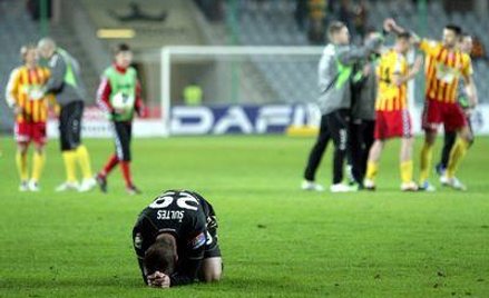 Piłkarz Polonii Warszawa Pavel Sultes po przegranym meczu