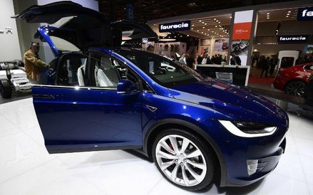 Tesla Model X