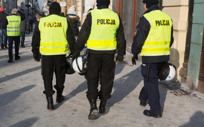 Zasadności interwencji Policji ws. demonstracji z 10 grudnia przed Pałacem Prezydenckim w Warszawie
