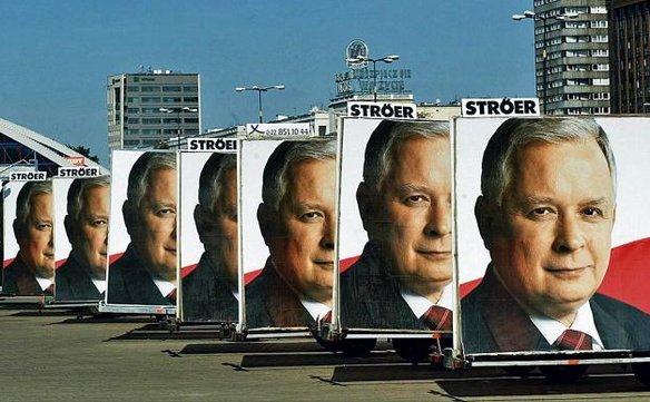 Data uruchomienia pierwszej linii SKM była istotna, było to tuż po wyborach parlamentarnych, a chwil