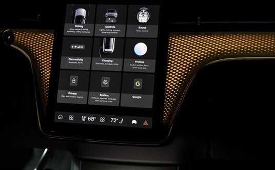 Volvo - systemy bezpieczeństwa aktywnego