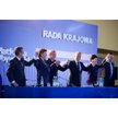 Platforma ma nadzieję, że przed wyborami "salon zawyje"