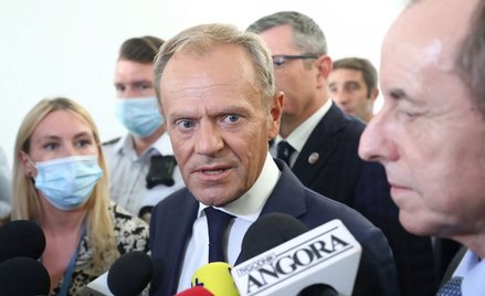 Tusk: Spór KE z rządem jest w interesie Polaków