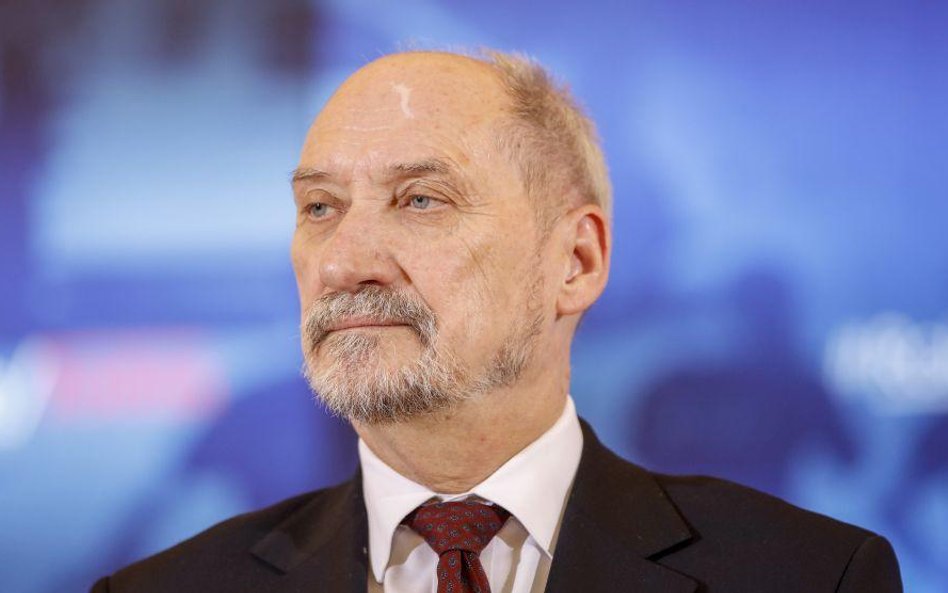 Szef MON Antoni Macierewicz