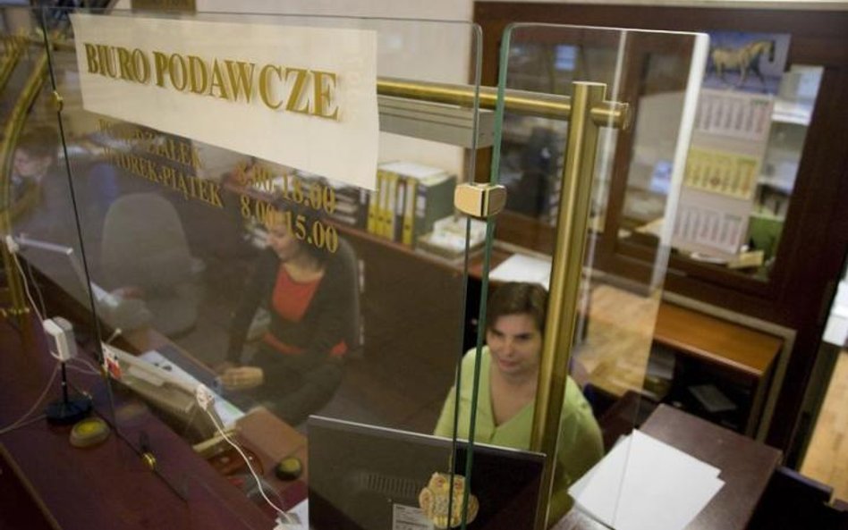 Pozwy uderzą w Skarb Państwa