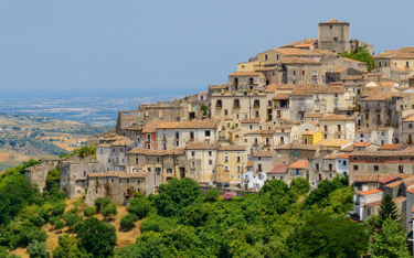 Włoskie miasteczka zapraszają. Płacą po 28 tys. euro chętnym