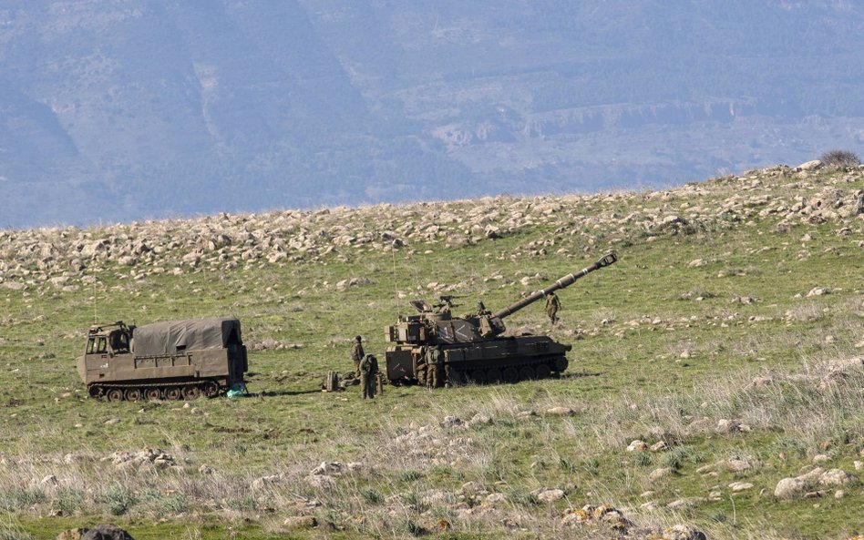 Izraelska haubica w rejonie Wzgórz Golan