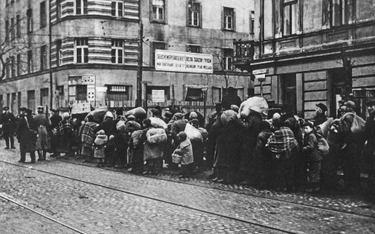 Przymusowe przesiedlenie Żydów do warszawskiego getta